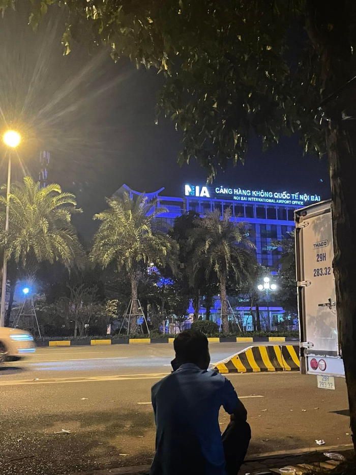 Di chuyển từ sân bay Nội Bài về Văn Miếu Quốc Tử Giám