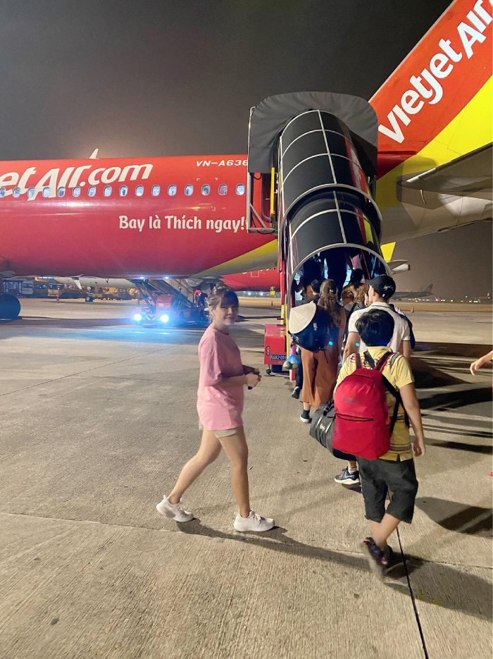 Di chuyển từ sân bay Nội Bài về Lăng Bác