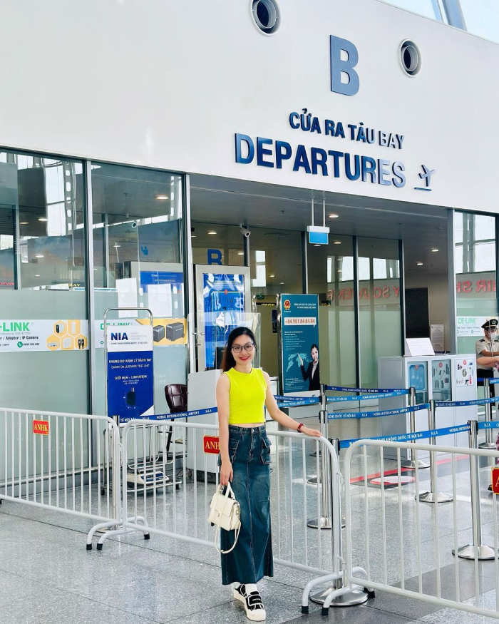 Di chuyển từ sân bay Nội Bài về Chùa Trấn Quốc