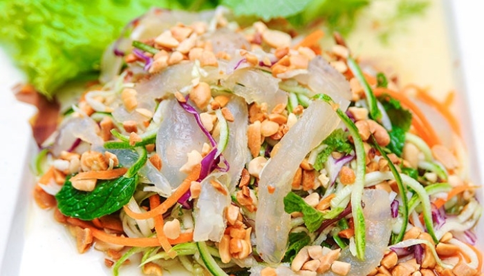 Đặc sản Nha Trang - Gỏi cá mai vị ngọt tươi tự nhiên của cá biển