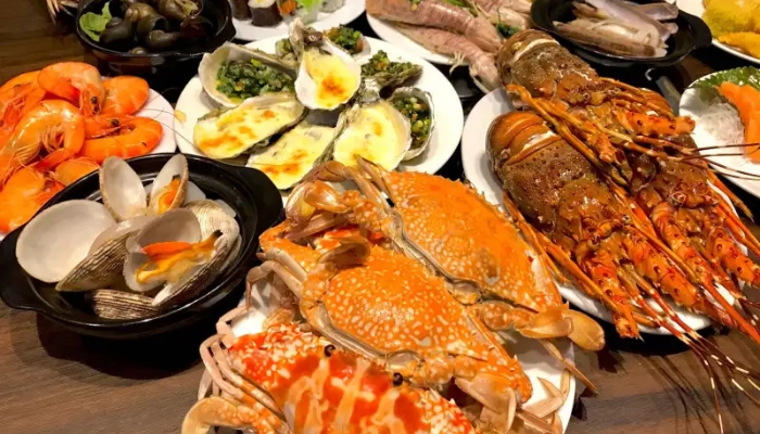 Đến Hòn Tằm Nha Trang bạn sẽ được thưởng thức các loại hải sản tươi sống