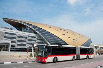 Phương tiện di chuyển từ sân bay Dubai về trung tâm hợp lý nhất?