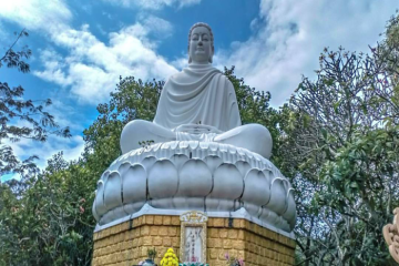 Khám phá Thích Ca Phật Đài - Quần thể kiến trúc Phật giáo thiêng liêng