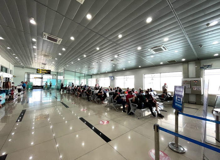 Di chuyển từ sân bay Pleiku về trung tâm thành phố