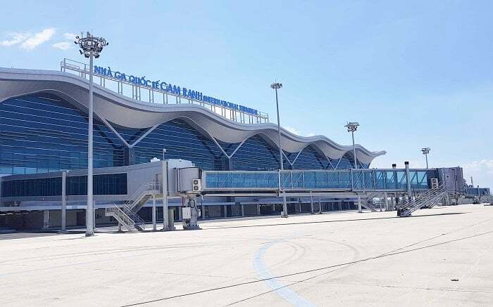Vé máy bay đến Nha Trang từ Đà Nẵng hạng phổ thông hạ cánh tại sân bay Cam Ranh