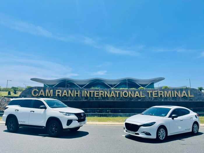 Tấm vé máy bay TPHCM đi Nha Trang hạ cánh tại sân bay Cam Ranh