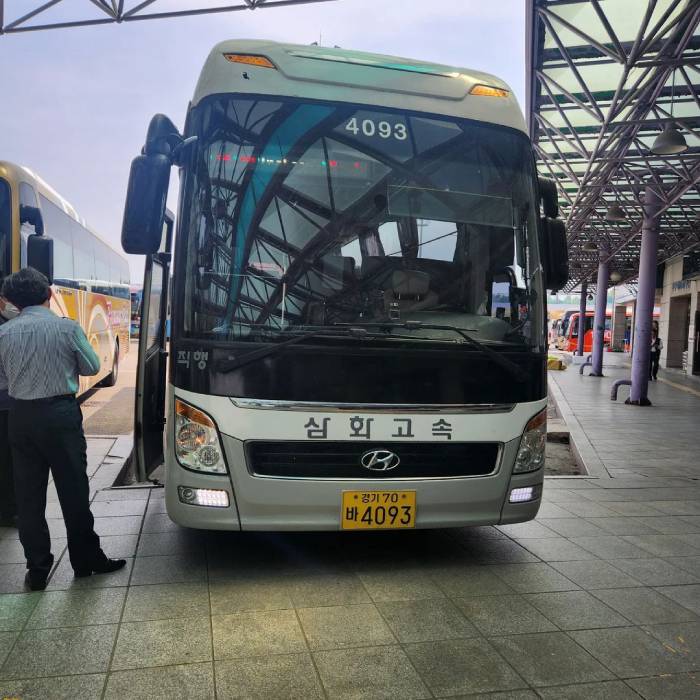 Di chuyển từ sân bay Incheon về trung tâm Seoul Hàn Quốc bằng xe buýt sân bay