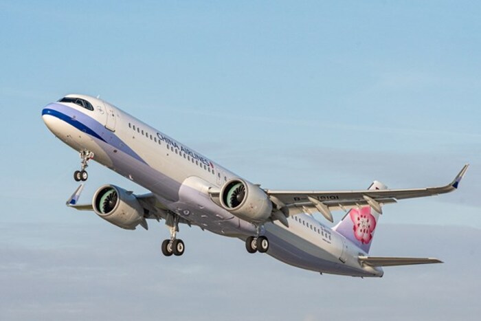 China Airlines khai thác vé máy bay đến Jakarta từ Hà Nội hạng phổ thông