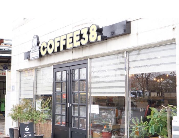 Phong cách trang trí tại Coffee 38 hiện đại, để lại dấu ấn trong lòng khách hàng