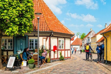 Khám phá tour hàng không đi Đan Mạch: Xứ sở cổ tích với những kỳ quan thiên nhiên tuyệt vời