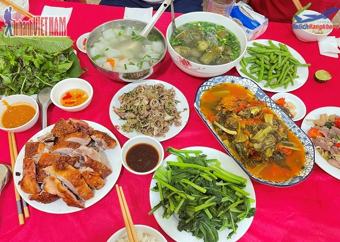 Nhà Hàng