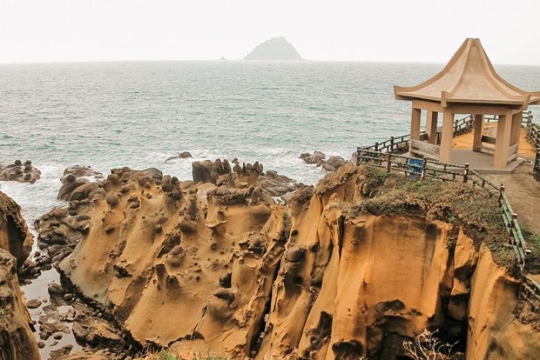 Yehliu hay còn gọi là công viên địa chất Dã Liễu