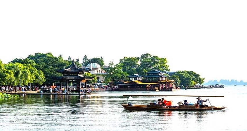 Vui chơi, tham quan