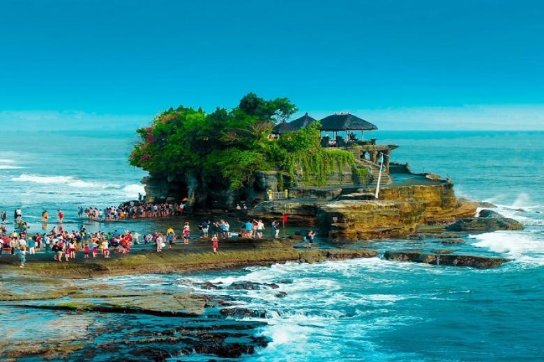 Đền Tanah Lot