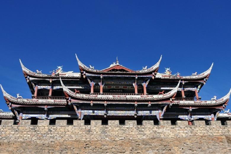 Thành cổ Tùng Phan