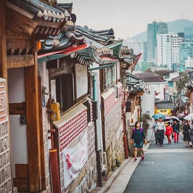 Tour Hàn Quốc 5N4Đ: Từ Hà Nội - Seoul - Nami - Lotte World - Trượt Tuyết - Hái Dâu - Thư Viện Sách, Bay VN ( Trưa - Tối) + KS 4*