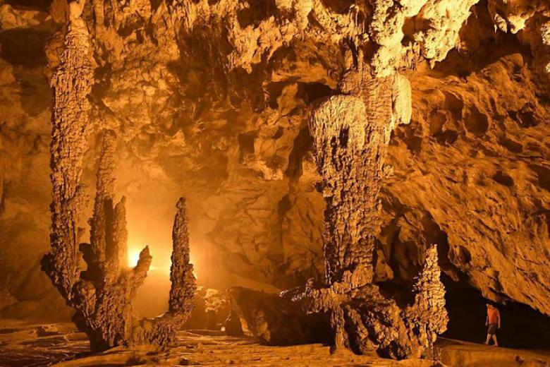 Động Ngườm Ngao