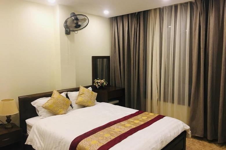 Khách sạn tiêu chuẩn