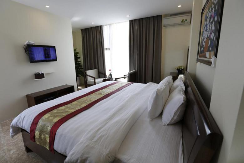 Khách sạn tiêu chuẩn