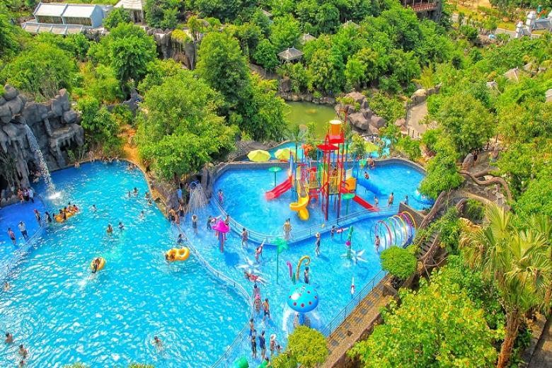 Công viên Suối Khoáng Núi Thần Tài