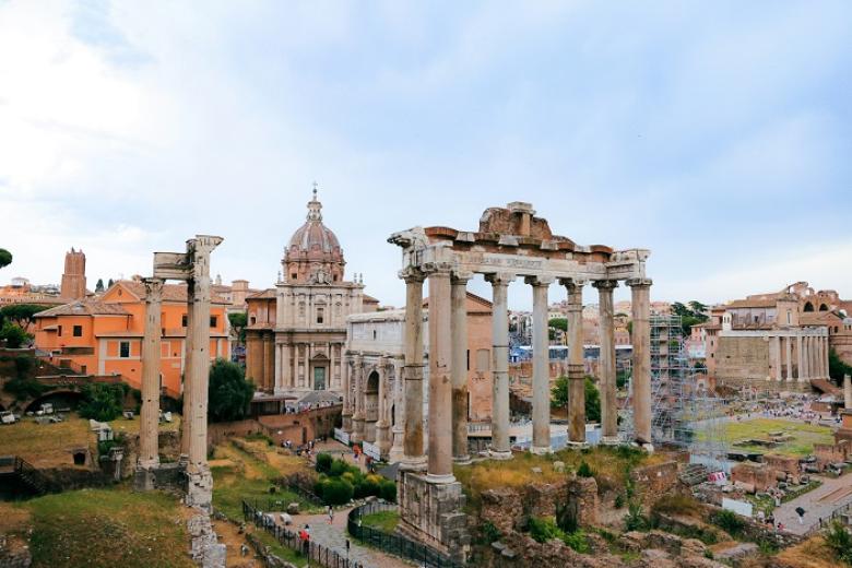 Quảng trường La Mã Roman Forum