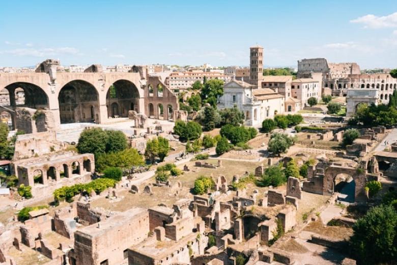 Quảng trường La Mã Roman Forum