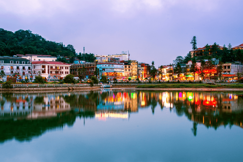 Sapa về đêm
