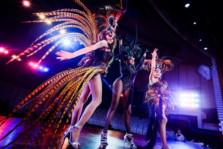 Show Chuyển giời hoành tráng Alcazar