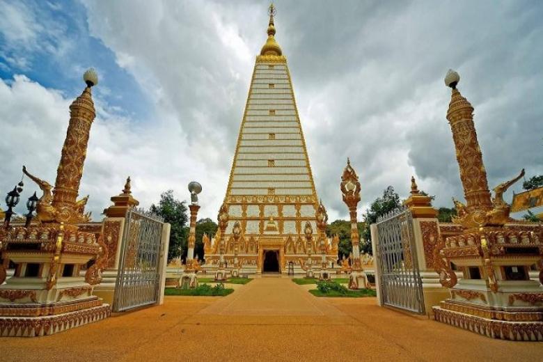Chùa Phra That Nong Bua