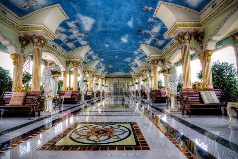 Lâu Đài Tỷ Phú - Baan Sukhawadee