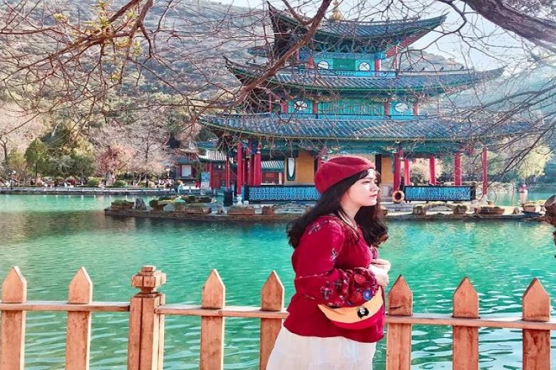 Công Viên Hắc Long Đàm