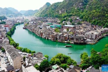 Tour Trung Quốc 6N5Đ: Từ Hà Nội - Quý Dương - Hoàng Quả Thụ - Tây Giang Thiên Hộ Miêu Trại - Thập Bát Trại, Bay Colorful Guizhou Airlines