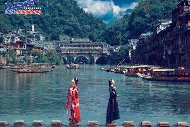 Tour Trung Quốc 6N5Đ: HCM - Ân Thi - Phượng Hoàng Cổ Trấn - Trương Gia Giới